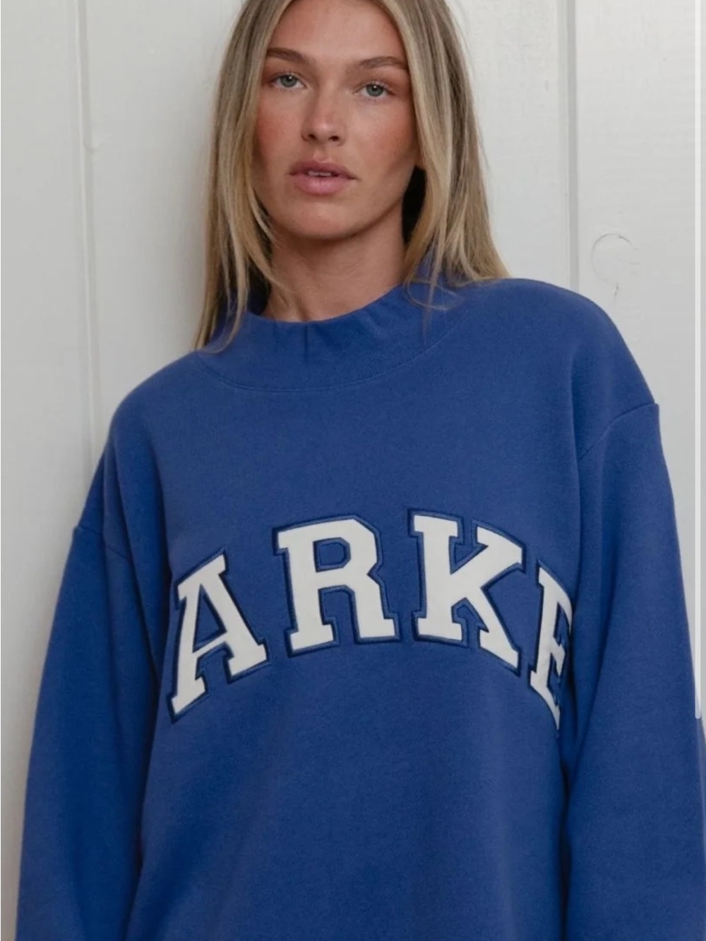 Brand new PARKE limited edition heritage sweatshirt in color Drift